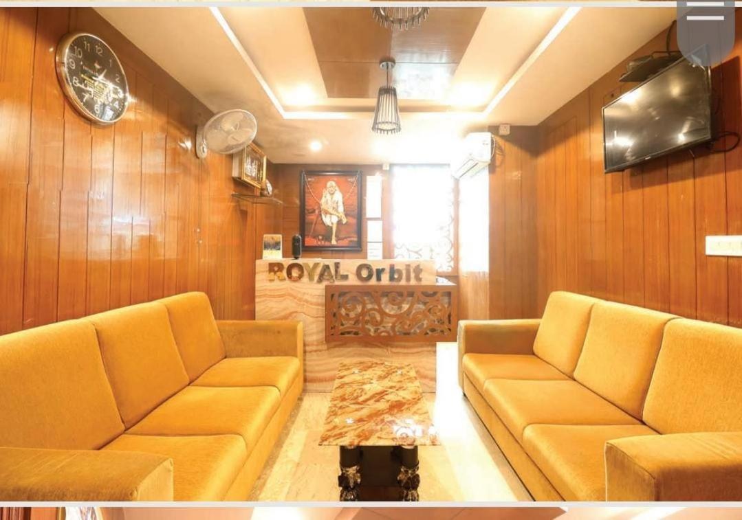 Hotel Royal Orbit バンガロール エクステリア 写真